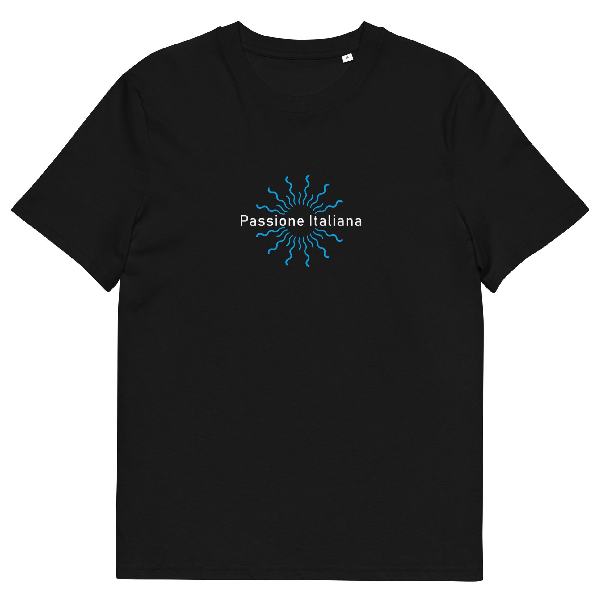 Schwarzes Unisex-T-Shirt aus 100 % Bio-Baumwolle mit weißem „Passione Italiana“-Schriftzug und strahlenförmigem Sonnenmotiv auf der Brust; klassischer Rundhalsausschnitt, nachhaltige Streetwear mit mediterranem Flair.